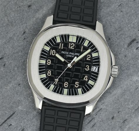 patek philippe vintage aquanaut|Patek Philippe aquanaut retail price.